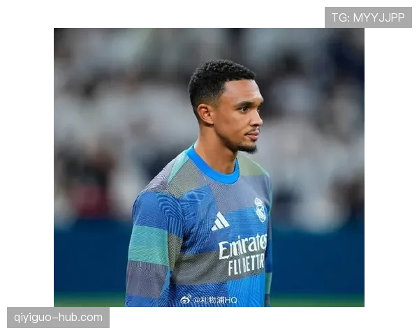 特伦特无球跑动制造空位，三分效率领跑后卫群