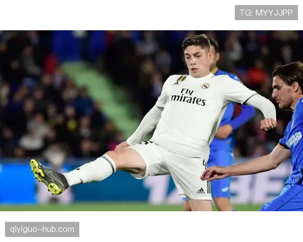 维尼修斯与登贝莱天赋对比：战术角色与终结方式的结构性差异