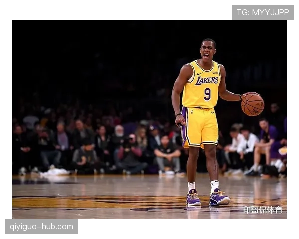 拉简·隆多利用挡拆提升组织效率拉开球队进攻差距